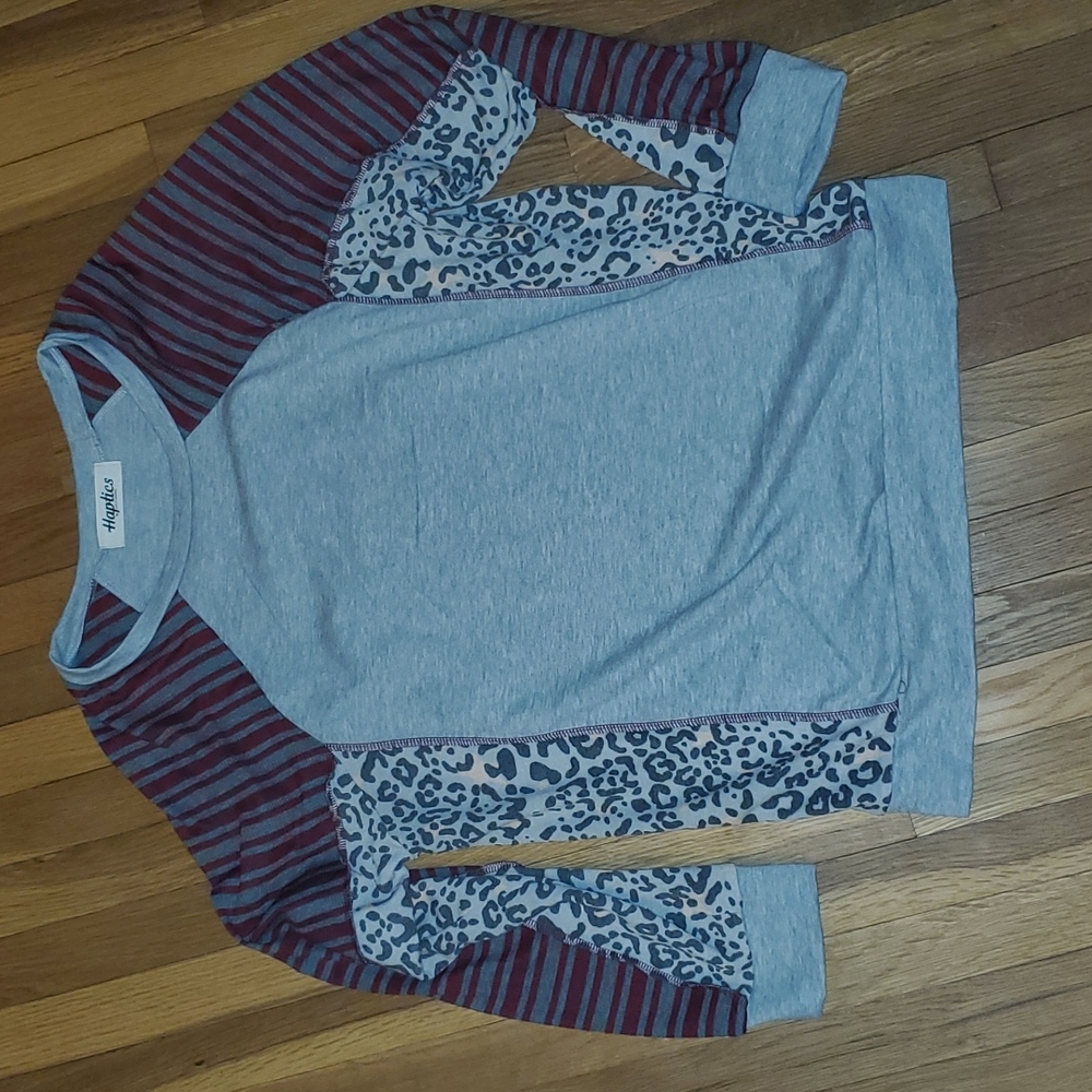 Boutique long sleeved top